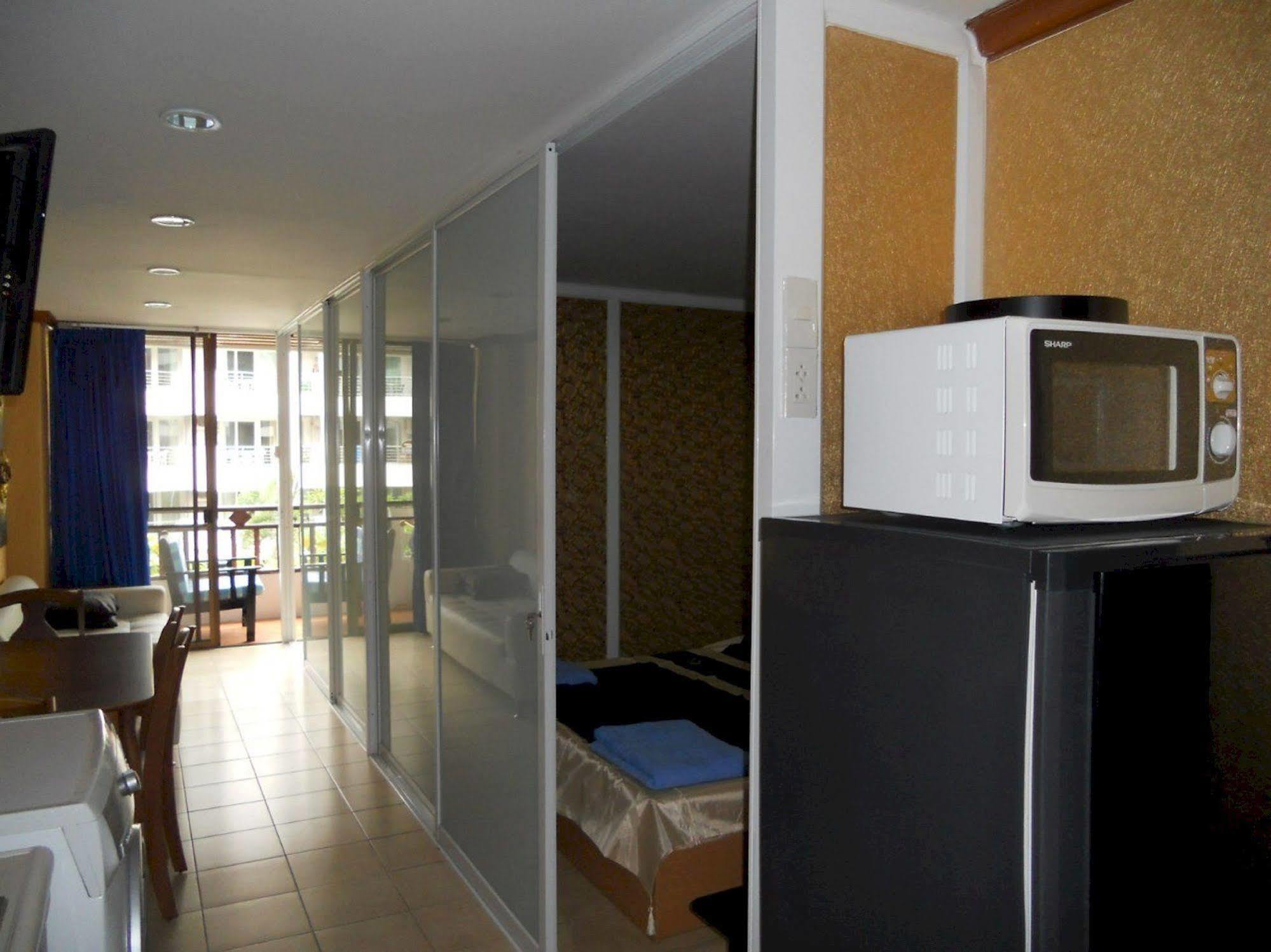 Jomtien Good Luck Apartment Extérieur photo