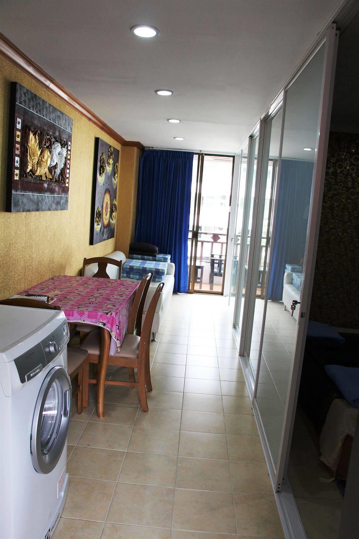 Jomtien Good Luck Apartment Extérieur photo